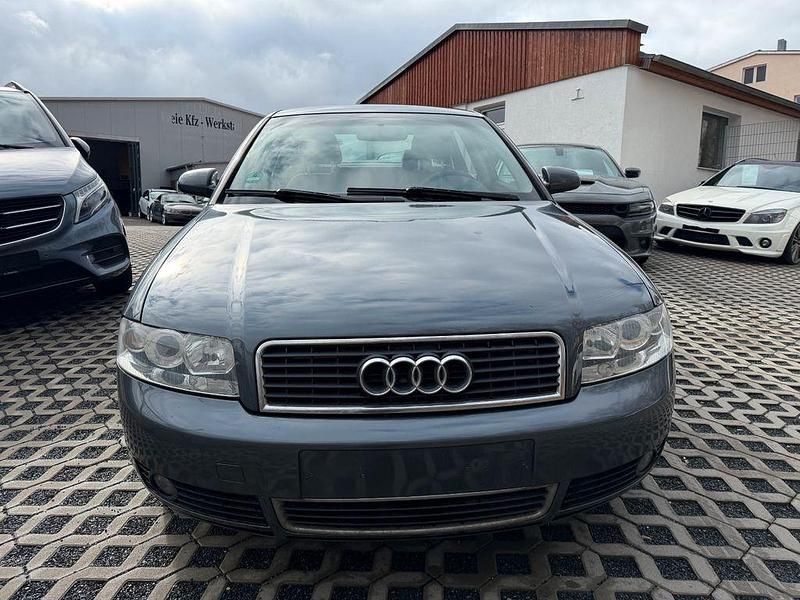 Gebraucht Audi A4 102 PS (75 kW) 2004 Grau Limousine