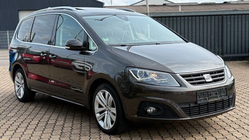 Schwarz Gebraucht 2017 Seat Alhambra FR-Line Van / Kleinbus | 19.999 € (Guter Preis) - Bild 1/4