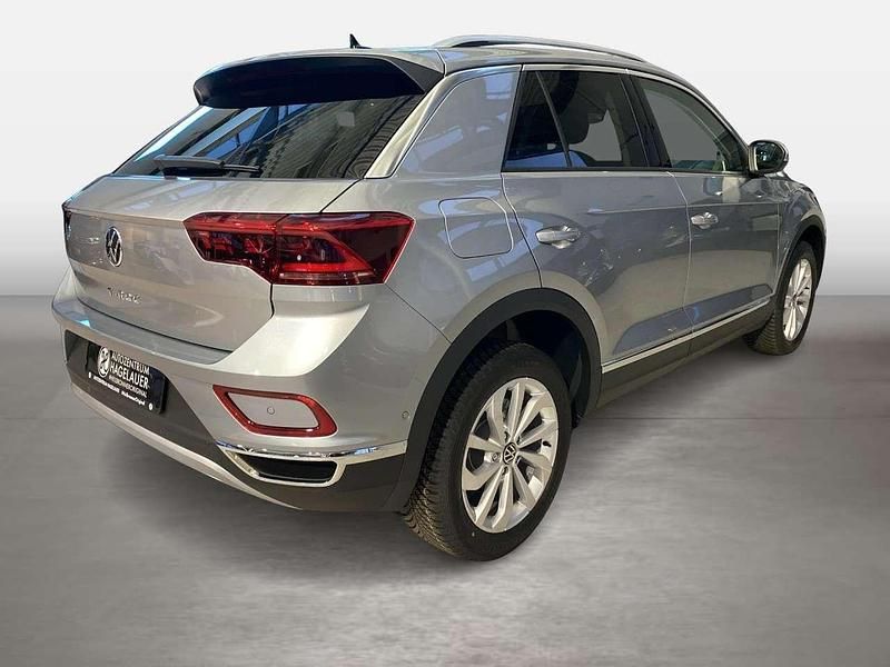 Gebraucht VW T-Roc Style 150 PS (110 kW) 2025 Silber SUV