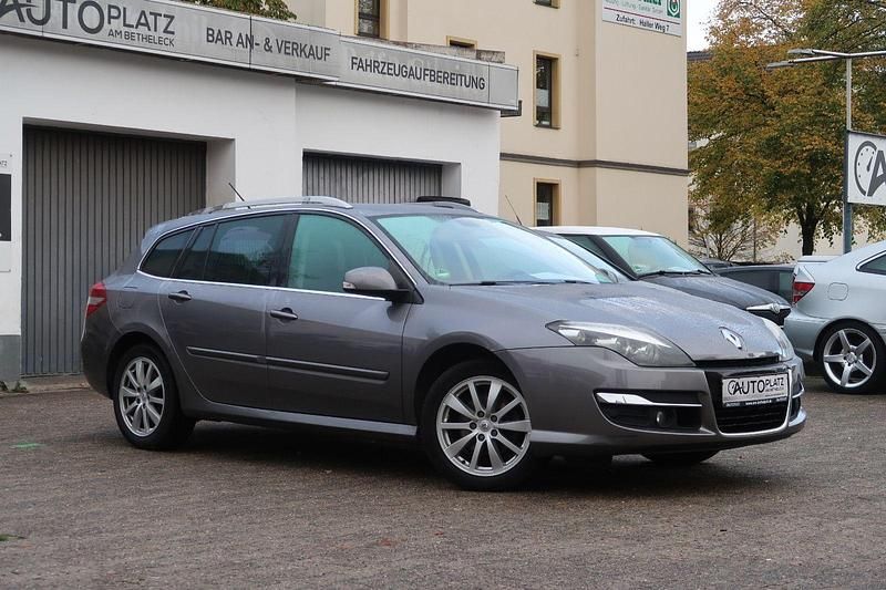 Grau Gebraucht 2011 Renault Laguna III Kombi | 4.650 € (Fairer Preis) - Bild 1/4