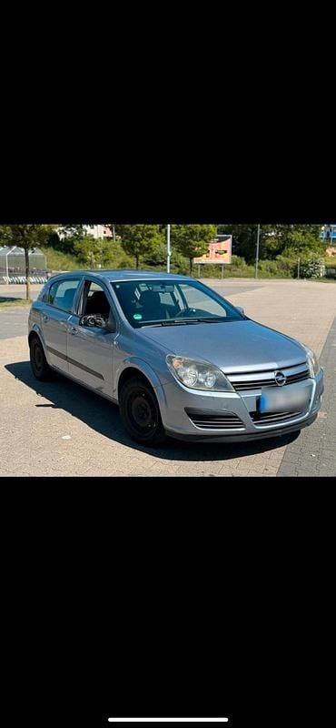 Silber Gebraucht 2004 Opel Astra Limousine | 850 € (Superpreis) - Bild 1/4