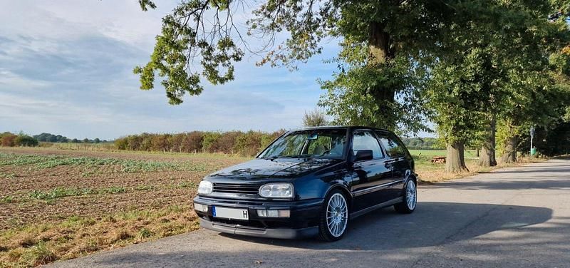 Gebraucht VW Golf III 174 PS (127 kW) 1992 Schwarz Kleinwagen
