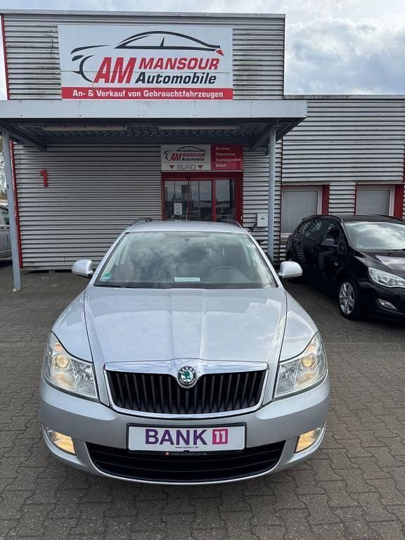 Second-hand Skoda Octavia 122 CP (89 kW) 2013 Argintiu Berlinǎ