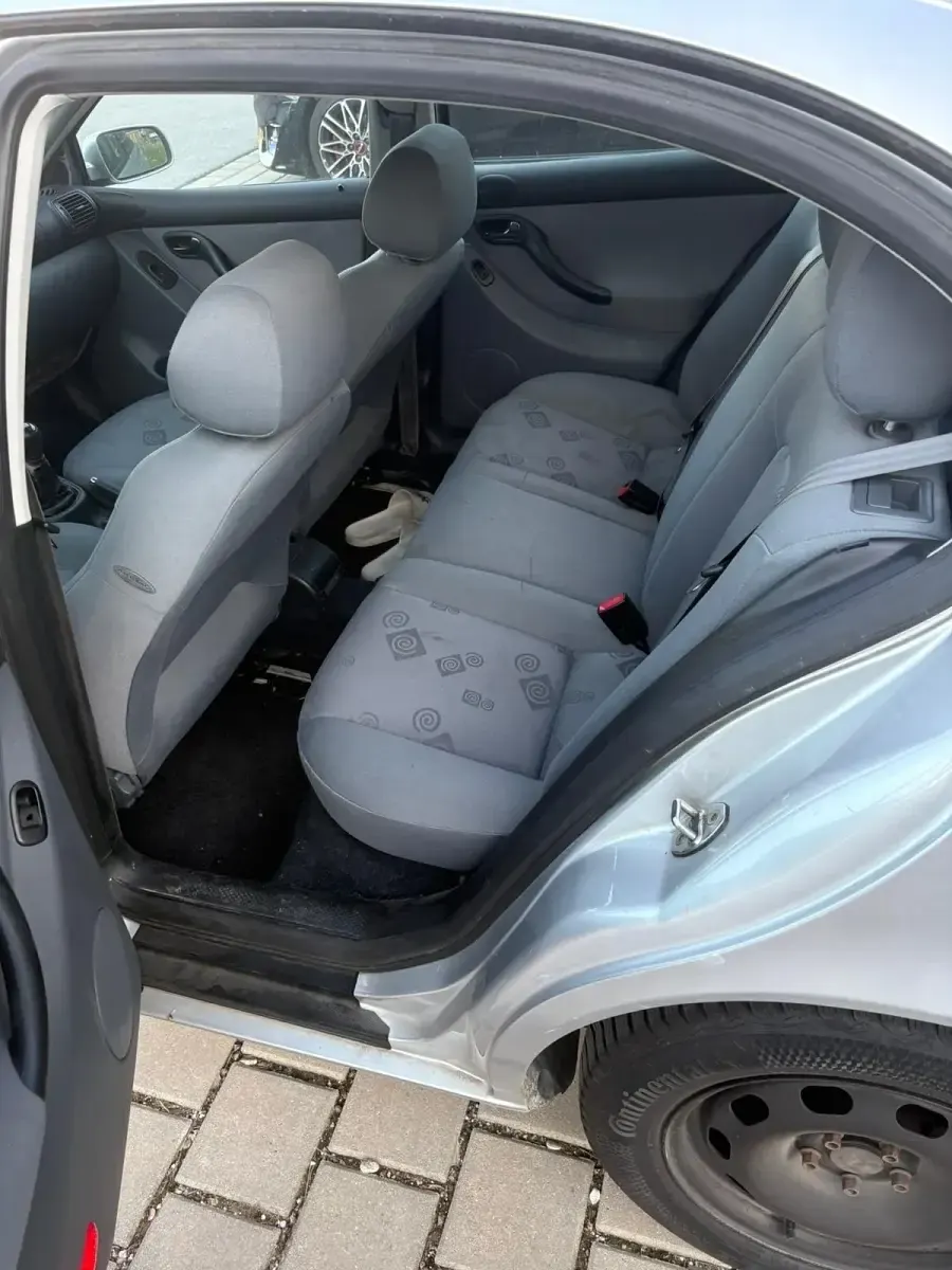 Gebraucht Seat Leon 105 PS (77 kW) 2005 Silber Kleinwagen
