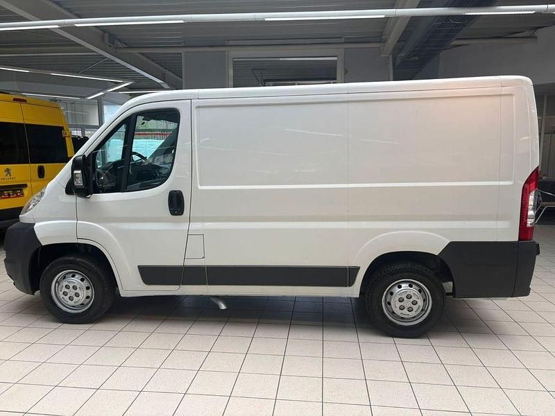 Weiß Gebraucht 2011 Peugeot Boxer Van | 6.900 € (Fairer Preis) - Bild 1/4