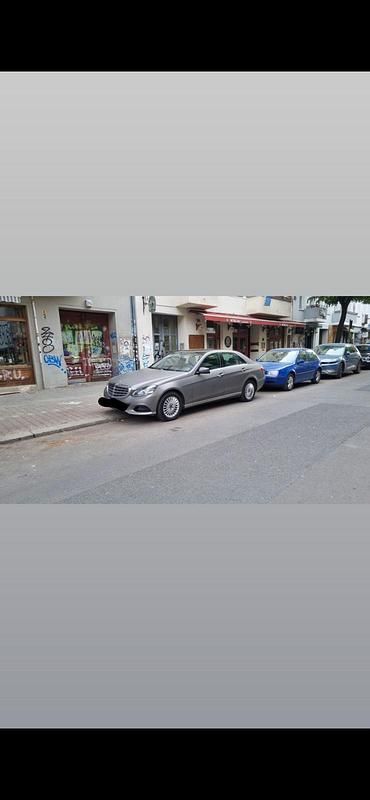 Gebraucht Mercedes E200 2013 Grau Limousine