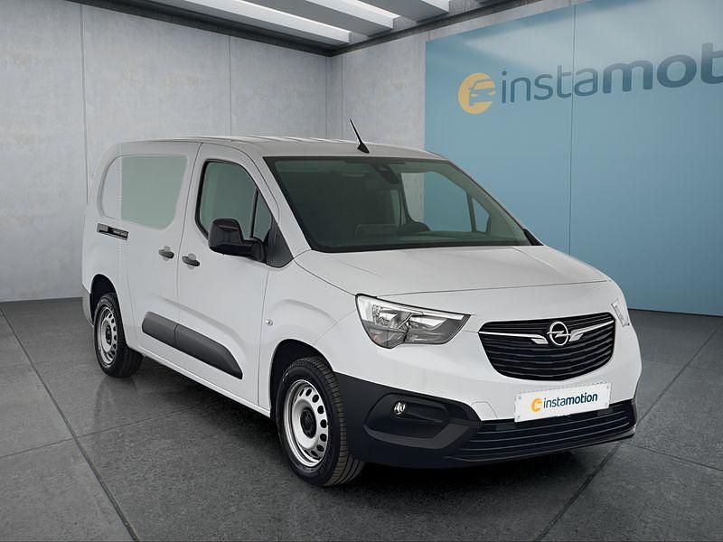 Gebraucht Opel Combo 102 PS (75 kW) 2024 Weiß Limousine