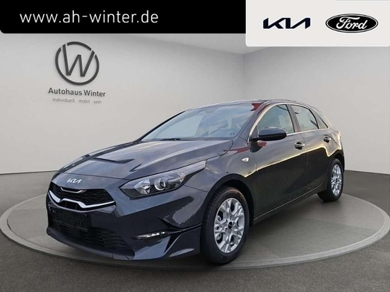 Gebraucht Kia Ceed Vision 140 PS (102 kW) 2025 Grau Kleinwagen