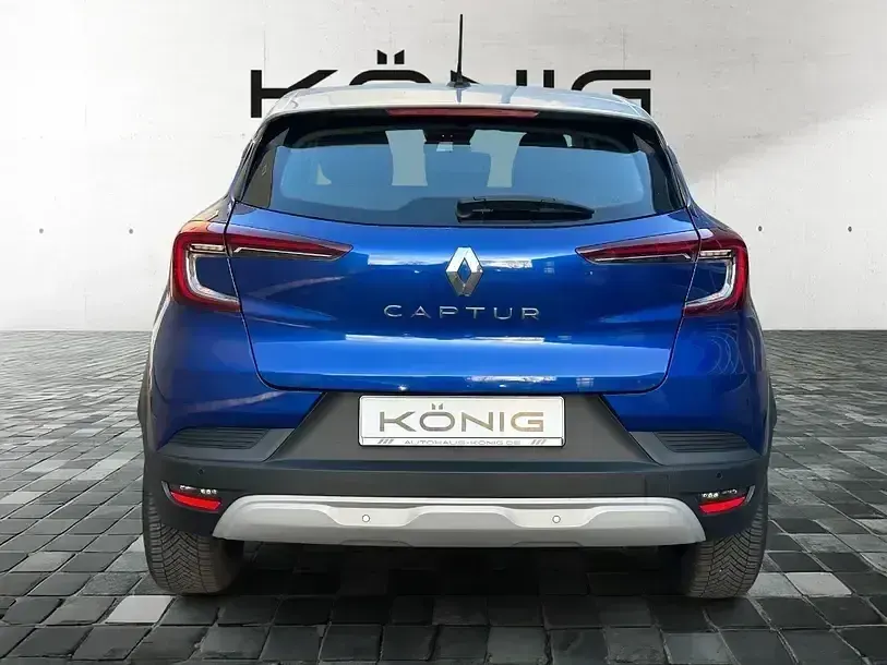 Używany Renault Captur Equilibre 100 KM (73 kW) 2023 Niebieski SUV