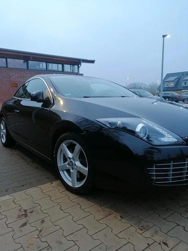 Gebraucht Renault Laguna Coupé 150 PS (110 kW) 2014 Schwarz Coupé
