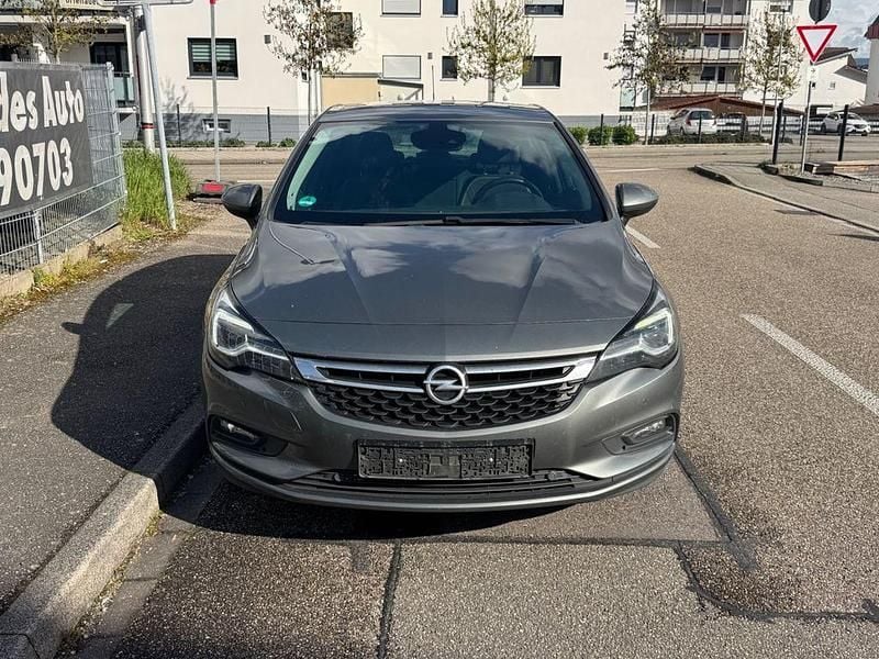 Gebraucht Opel Astra Innovation 125 PS (91 kW) 2016 Grau Limousine