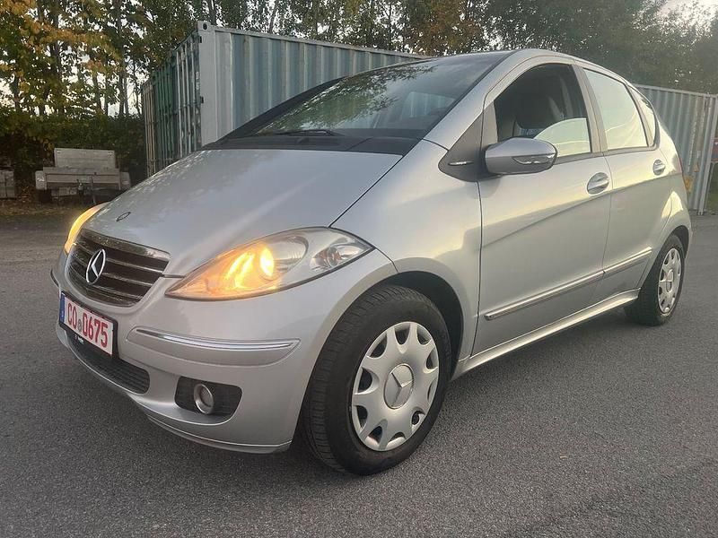 Silber Gebraucht 2005 Mercedes A170 Limousine | 3.390 € (Fairer Preis) - Bild 1/4