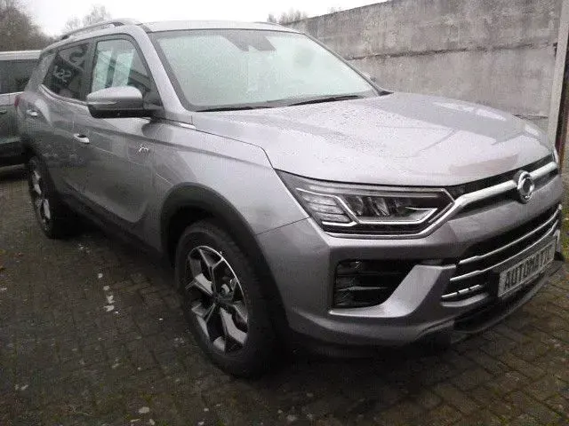 Neu SsangYong Korando 163 PS (119 kW) 2026 Iron metal SUV