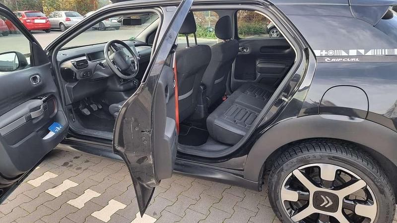 Gebraucht Citroën C4 Cactus PureTech 110 PS (80 kW) 2016 Schwarz Kleinwagen