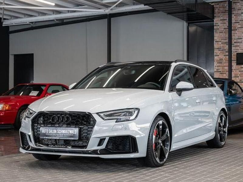 Gebraucht Audi RS3 Sport 400 PS (294 kW) 2019 Grün Limousine