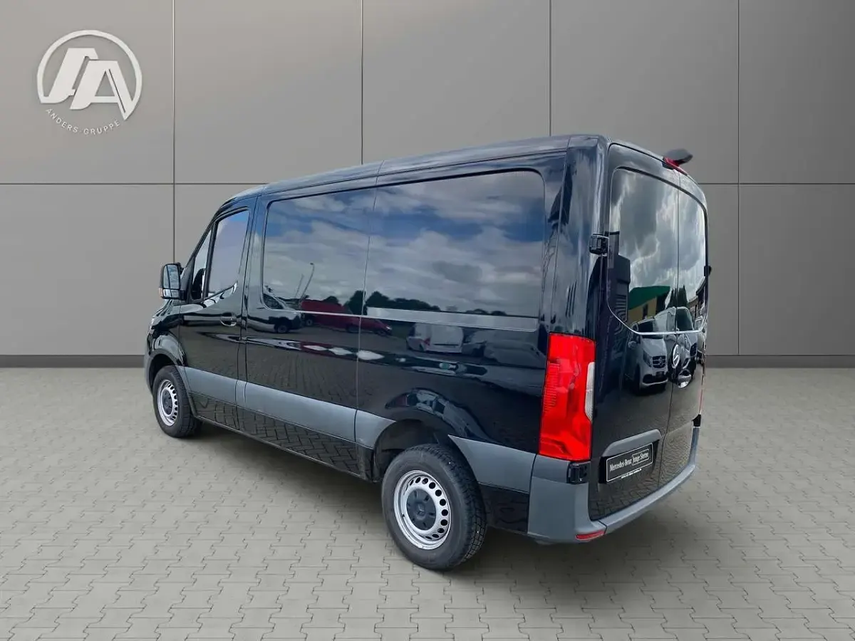 Gebraucht Mercedes Sprinter 143 PS (105 kW) 2021 Schwarz Van