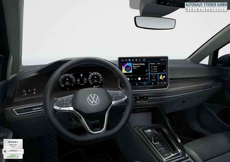 Neu VW Golf VIII Style 150 PS (110 kW) 2025 Crystal ice blue metallic Kombi