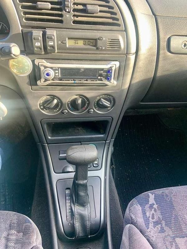 Gebraucht Citroën Xsara 101 PS (74 kW) 1999 Grau Limousine