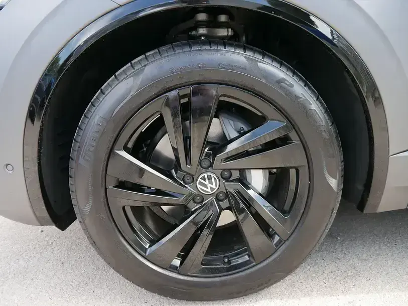 Neu VW Touareg Edition 286 PS (210 kW) 2026 Grau SUV