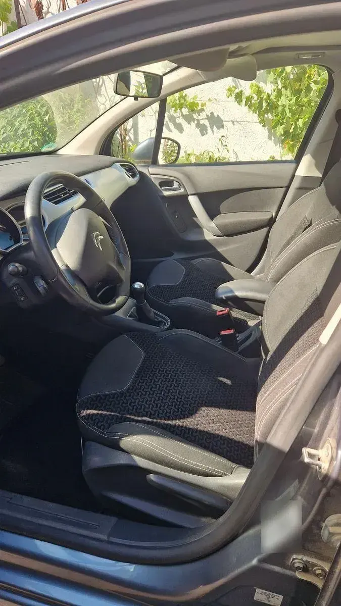 Gebraucht Citroën C3 Exclusive 95 PS (69 kW) 2010 Grau Limousine