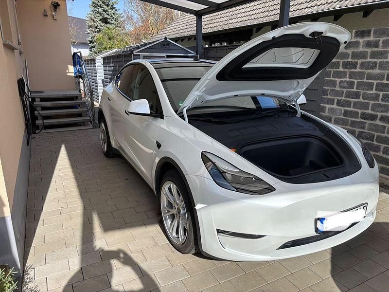 Gebraucht Tesla Model Y 378 kW (514 PS) 2023 Weiß SUV