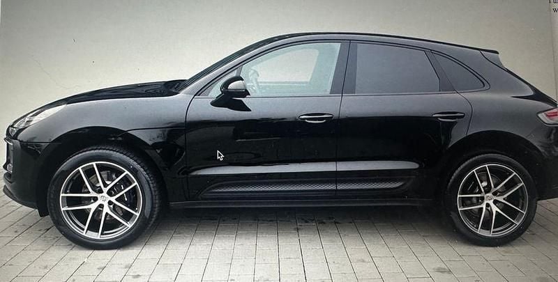 Second-hand Porsche Macan 265 CP (194 kW) 2021 Negru SUV