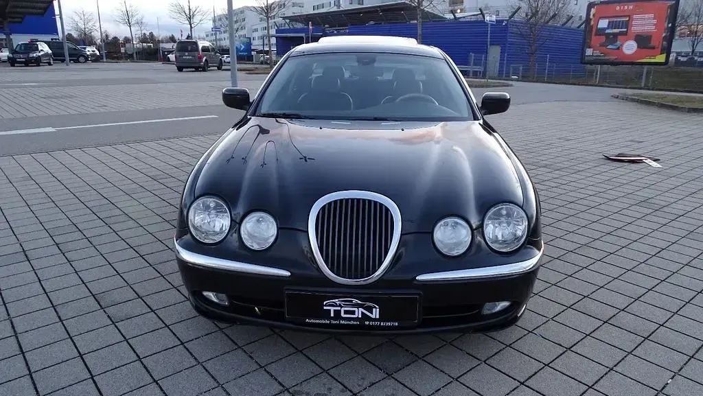 Second-hand Jaguar S-Type S 276 CP (202 kW) 2000 Negru Berlinǎ