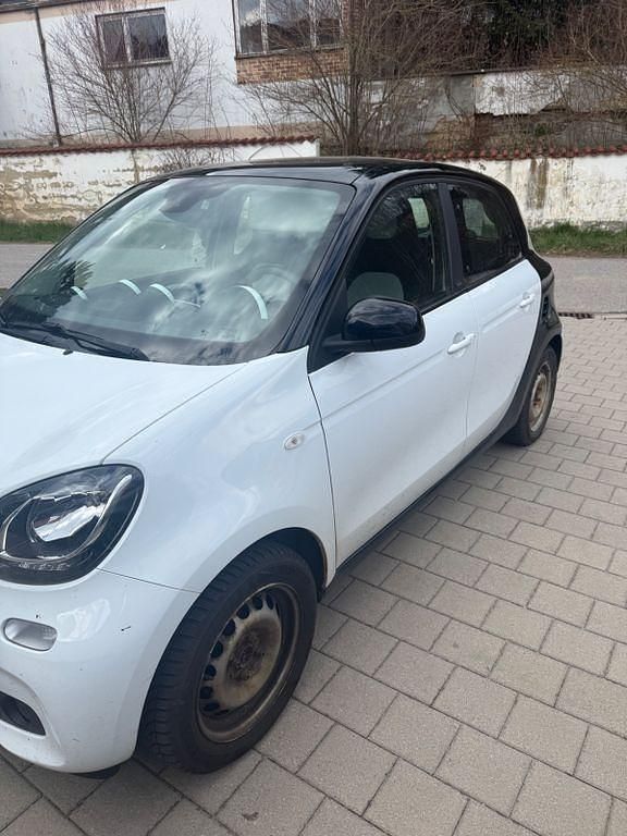 Gebraucht Smart ForFour 71 PS (52 kW) 2015 Weiß Kleinwagen