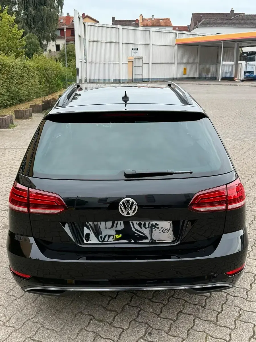 Gebraucht VW Golf VII 150 PS (110 kW) 2020 Schwarz Kombi