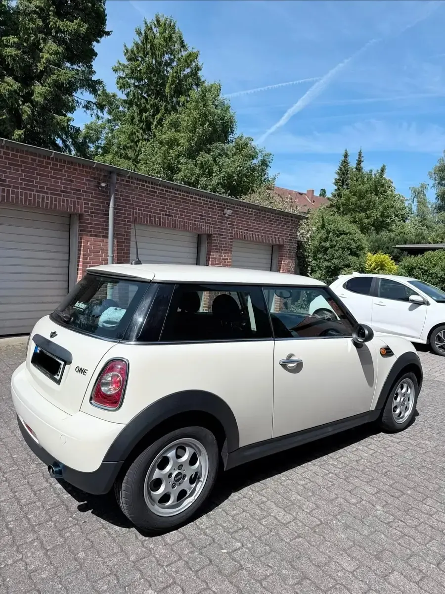 Gebraucht Mini ONE Pepper 75 PS (55 kW) 2012 Andere farben Kleinwagen