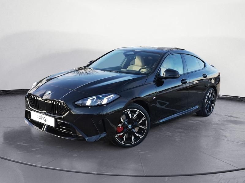 Schwarz Gebraucht 2025 BMW 220 M Sport Coupé | 41.940 € (Etwas zu teuer) - Bild 1/4