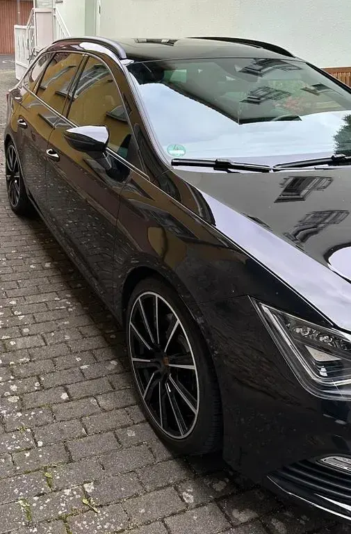 Gebraucht Seat Leon 4Drive 300 PS (220 kW) 2019 Schwarz Limousine