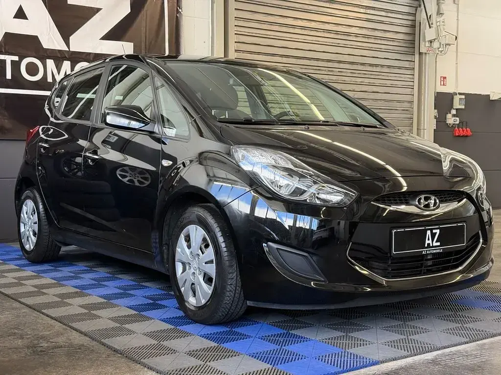 Gebraucht Hyundai ix20 Edition 116 PS (85 kW) 2013 Schwarz Kleinwagen