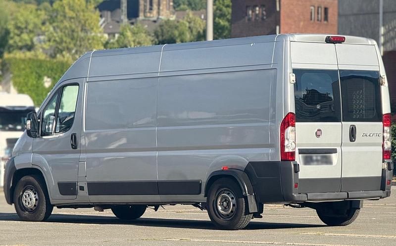 Gebraucht Fiat Ducato 120 PS (88 kW) 2008 Silber Van