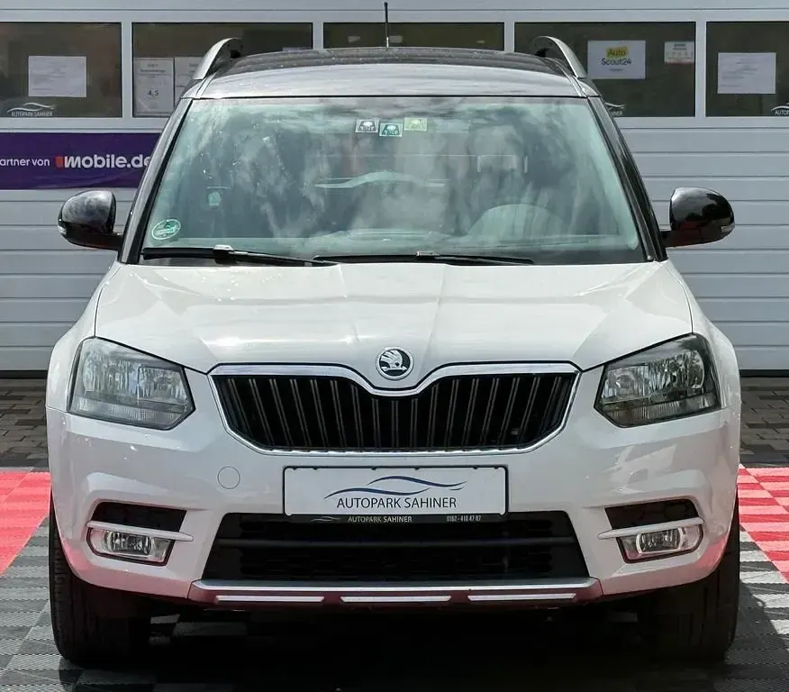 Gebraucht Skoda Yeti Ambition 122 PS (89 kW) 2014 Weiß SUV