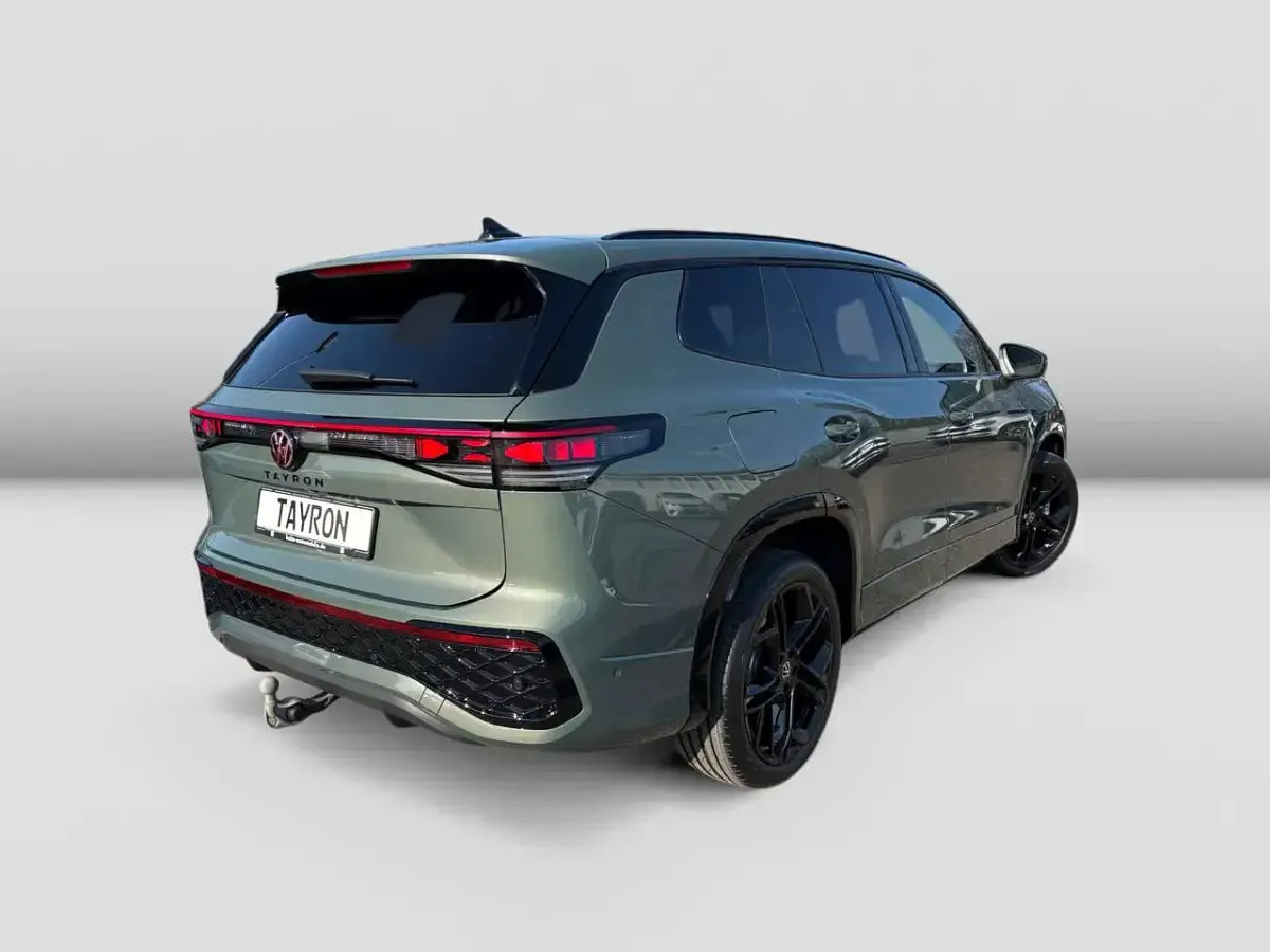 Gebraucht VW Tayron R-line 193 PS (141 kW) 2026 Cipressinogrün metallic SUV