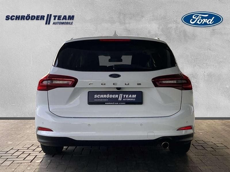 Gebraucht Ford Focus Titanium 116 PS (85 kW) 2025 Weiß Kombi