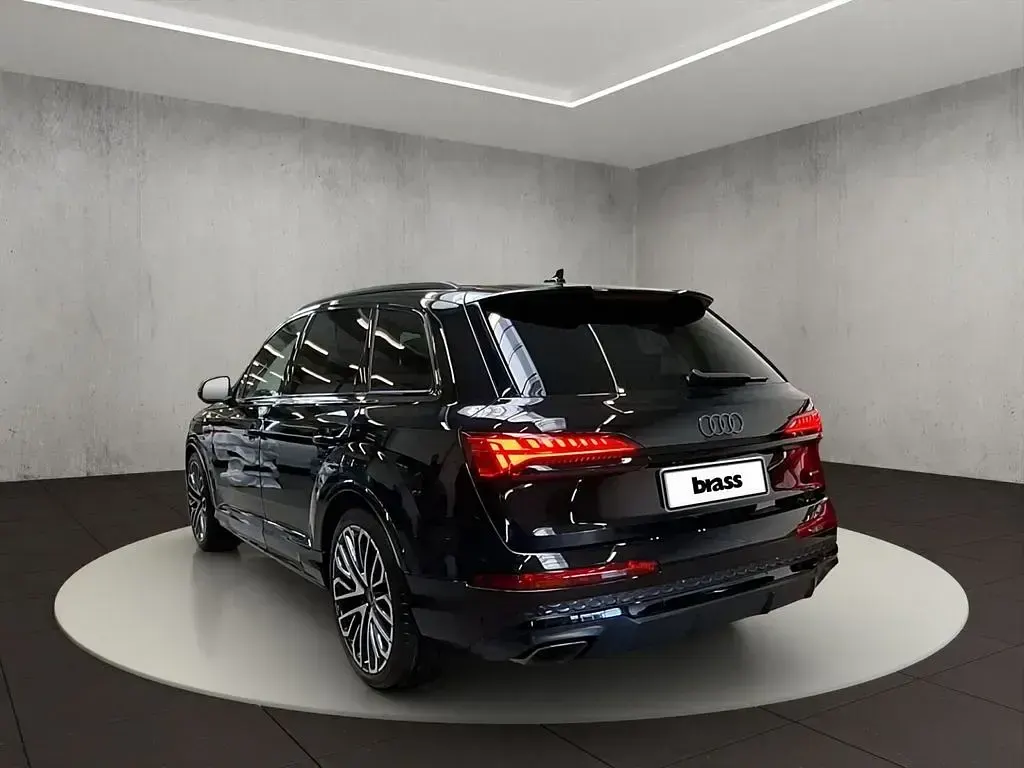 Neu Audi Q7 S-Line 286 PS (210 kW) 2026 Mythosschwarz metallic SUV