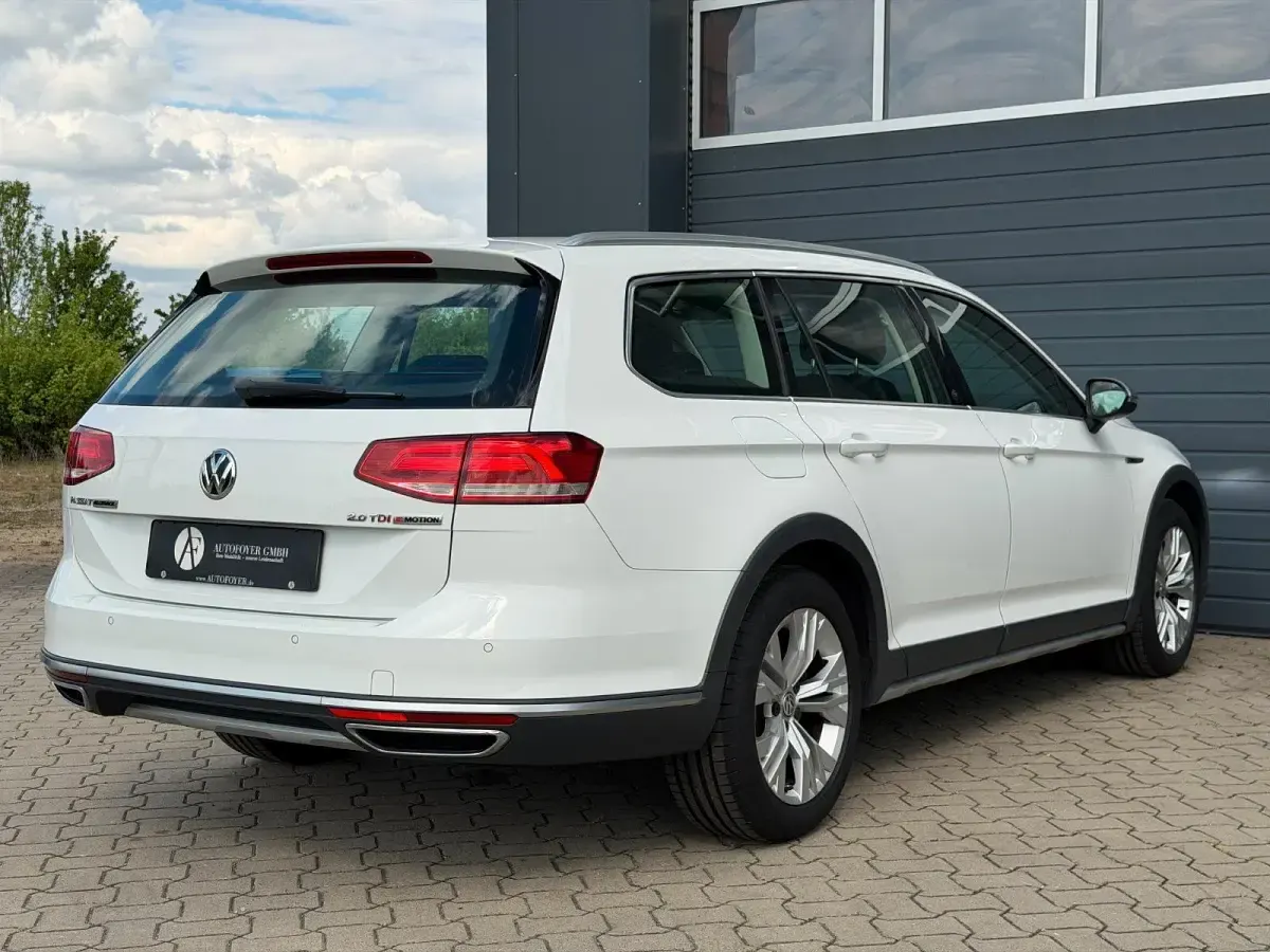 Gebraucht VW Passat Alltrack 190 PS (139 kW) 2016 Weiß Kombi