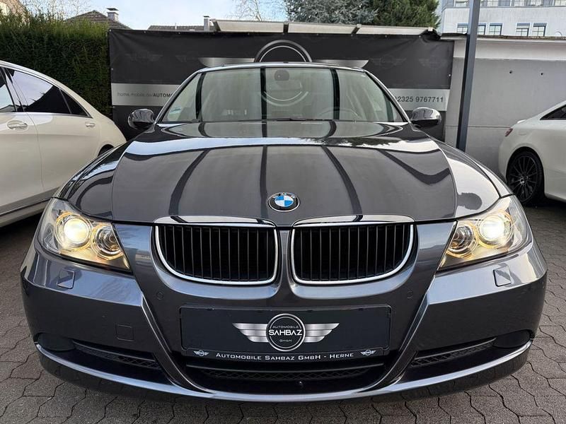 Używany BMW 320 150 KM (110 kW) 2006 Sparkling graphite Sedan/Limuzyna