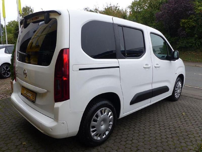 Gebraucht Opel Combo Life Elegance 131 PS (96 kW) 2022 Weiß Van / Kleinbus
