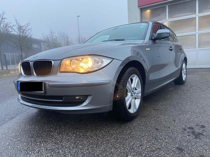 Gebraucht BMW 116 116 PS (85 kW) 2009 Grau Kleinwagen