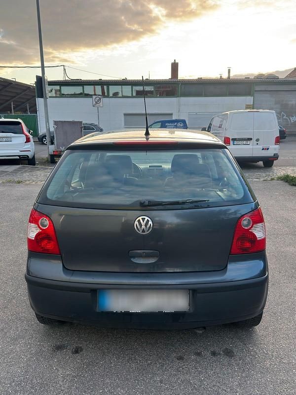 Second-hand VW Polo 64 CP (47 kW) 2002 Albastru Hatchback
