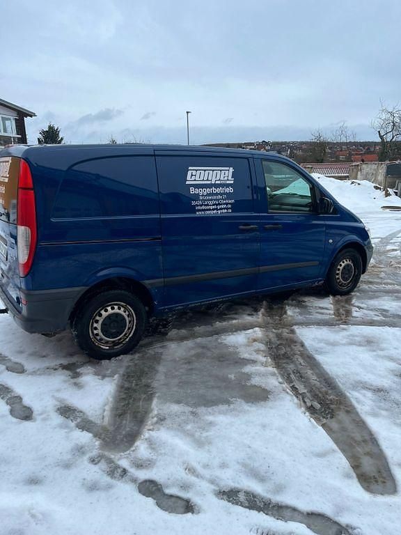 Gebraucht Mercedes Vito 224 PS (164 kW) 2011 Blau Van