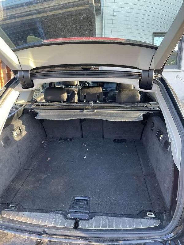 Gebraucht BMW 520 184 PS (135 kW) 2012 Schwarz Kombi