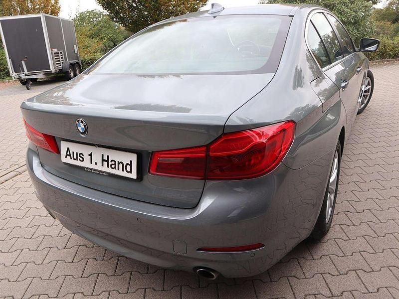 Gebraucht BMW 530 265 PS (194 kW) 2017 Bluestone metallic Limousine