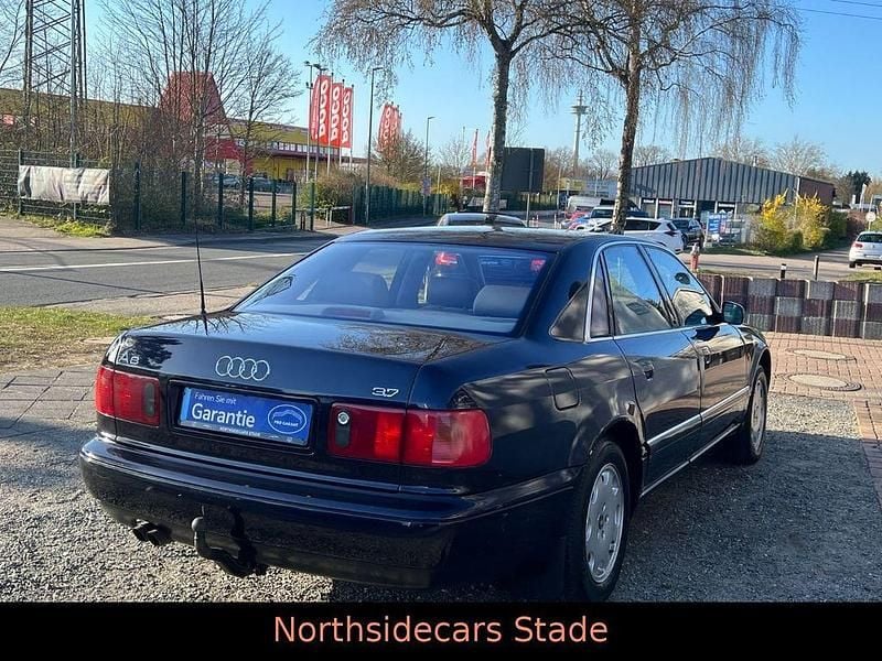 Usata Audi A8 230 CV (169 kW) 1996 Verde Berlina