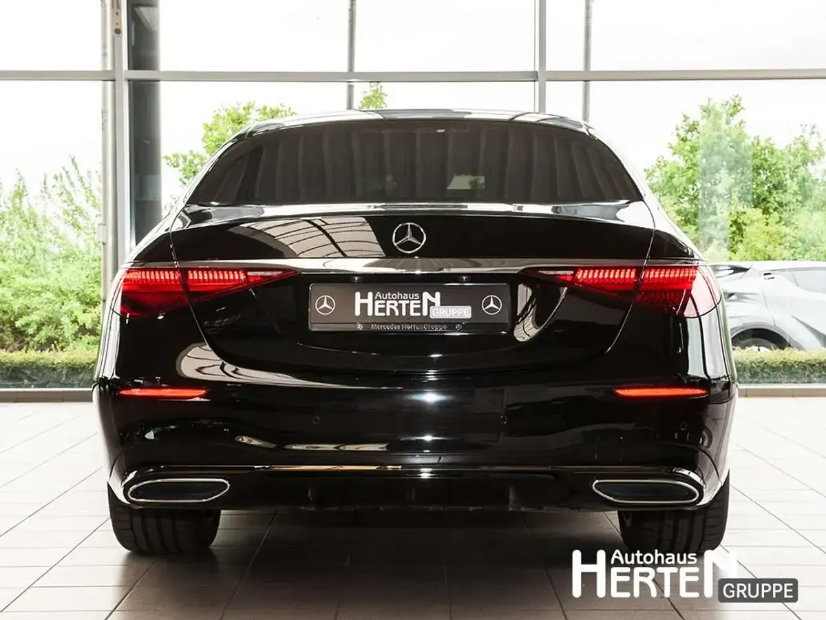 Gebraucht Mercedes S350 AMG 313 PS (230 kW) 2025 Lack obsidianschwarz Limousine
