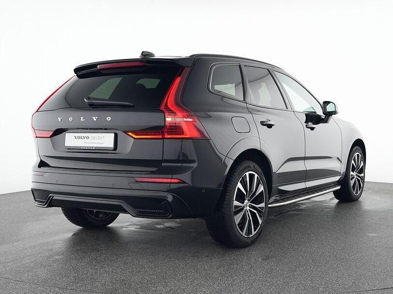 Gebraucht Volvo XC60 Plus 197 PS (144 kW) 2022 Schwarz SUV