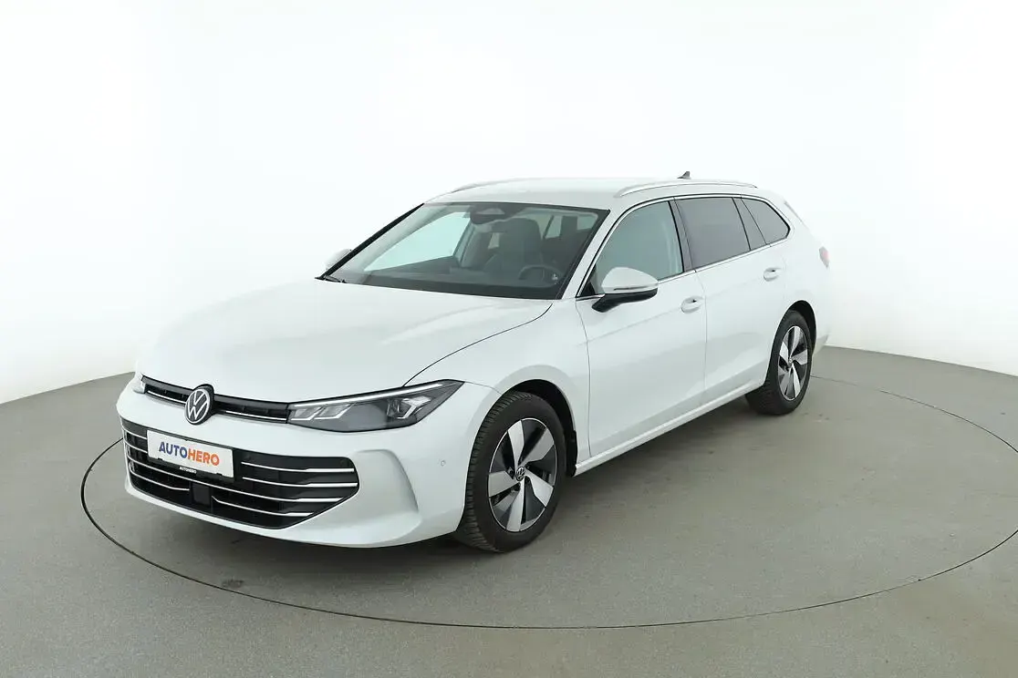 Gebraucht VW Passat Business 150 PS (110 kW) 2024 Kombi